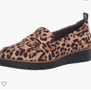 Dr. Scholl's Tan and Black Leopard Comfort Loafers size 10M